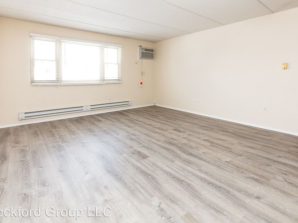 1st image of 102 Rockford Ave APT 202