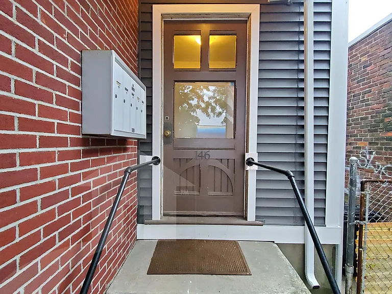146 Highland Ave #4 — Photo 14