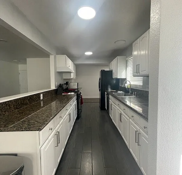 660 Greg Thatch Cir #9 — Photo 3