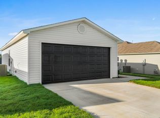 6017 Discovery Trl, Bauxite, AR 72011