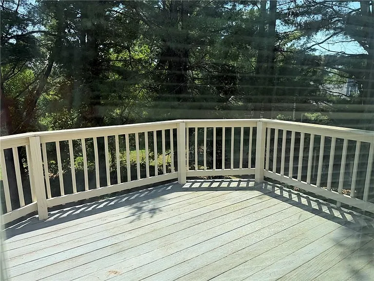29 Swan Ct — Photo 31