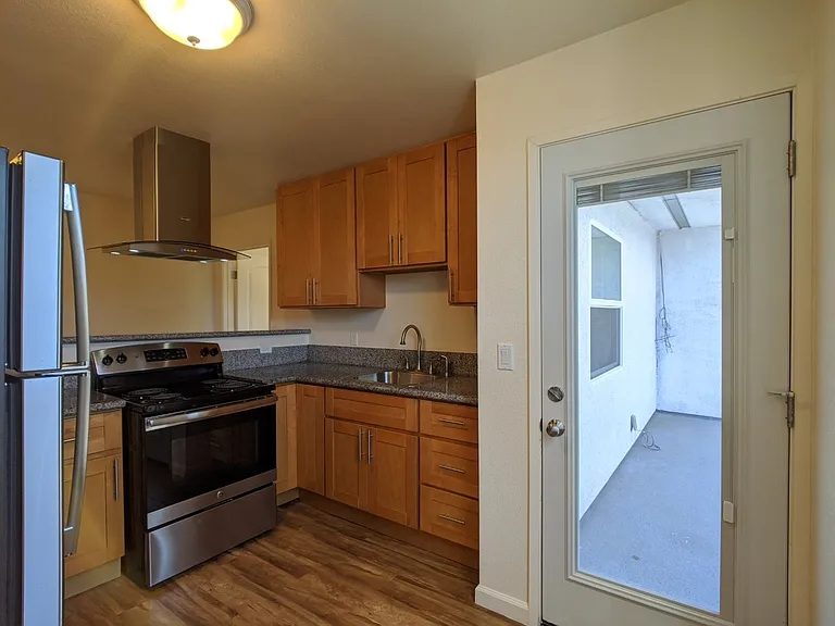 2607 Ellsworth Street — Photo 33