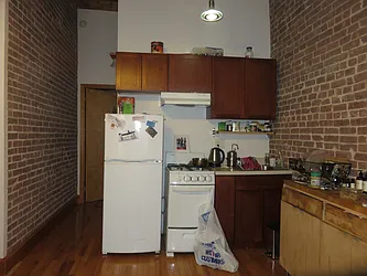 Rented by Rennit Inc.