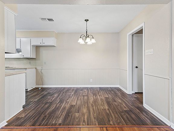 5th image of 417 Hollyoak Dr