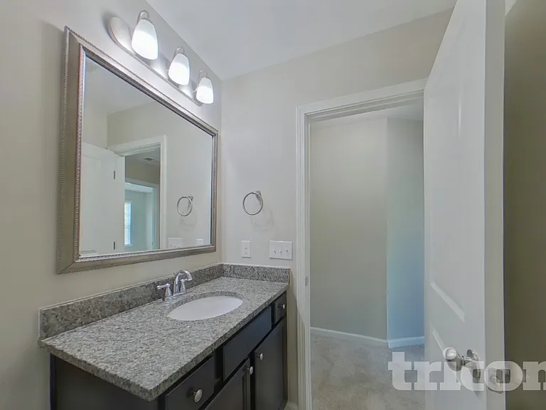 423 Lanyard Ln — Photo 13
