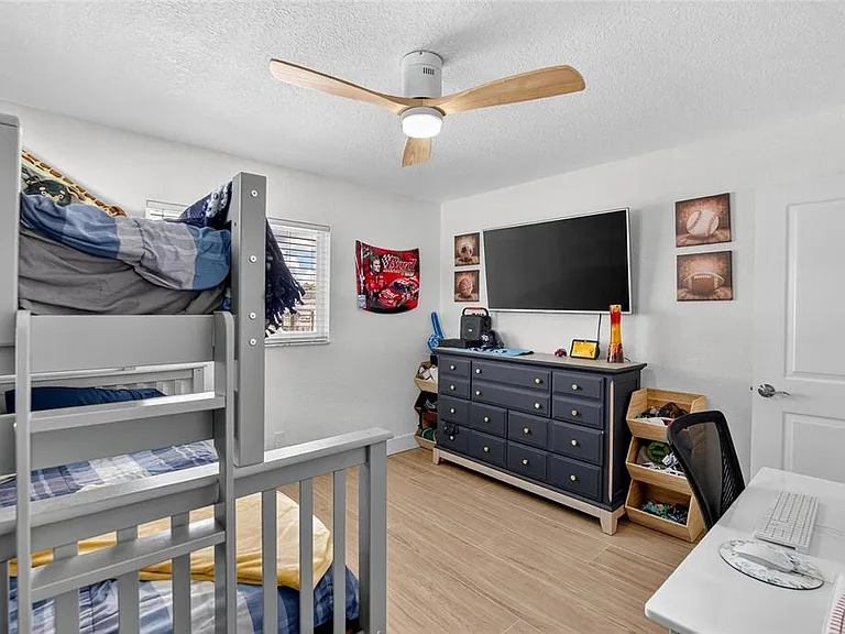 6337 Cocoa Ln — Photo 17
