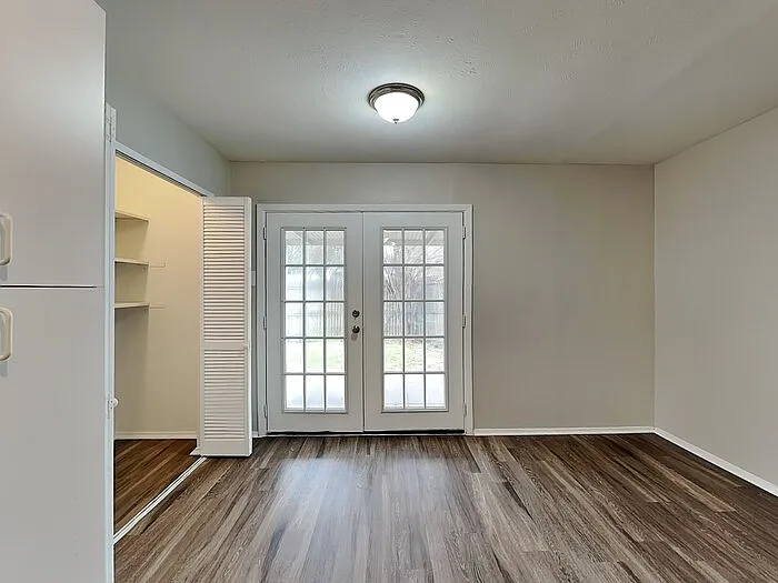 446 Thistle Dr — Photo 8
