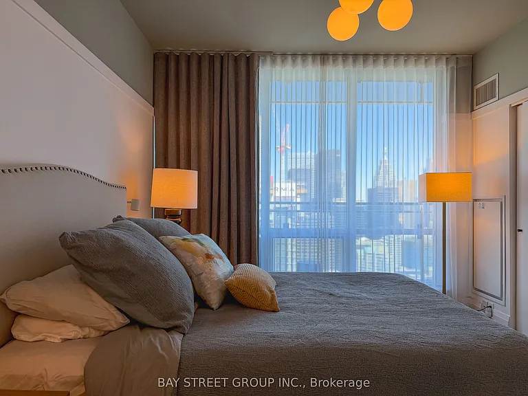 80 John St #4011 — Photo 13