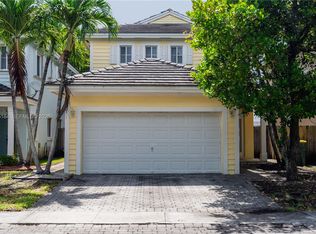 379 NE 34th Ave, Homestead, FL 33033