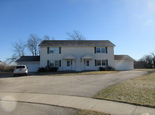 232 Nicholas Dr, Delavan, WI 53115