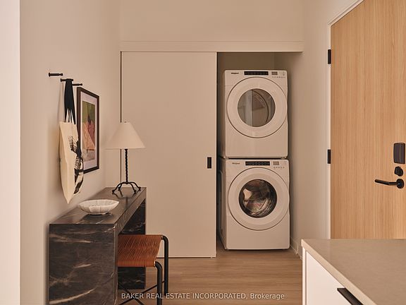 4th image of 65 Trinity St #338