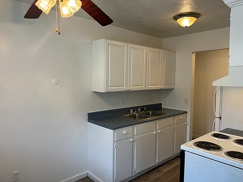 104 W Pulteney St #102 Photo 1