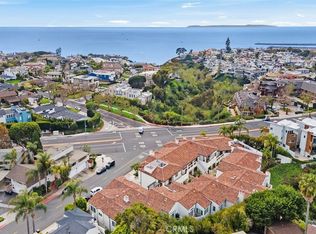 401 Seaward Rd APT 2, Corona Del Mar, CA 92625