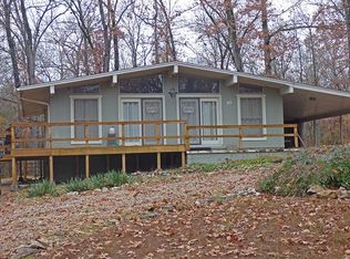 65 Cherokee Rd, Cherokee Village, AR 72529