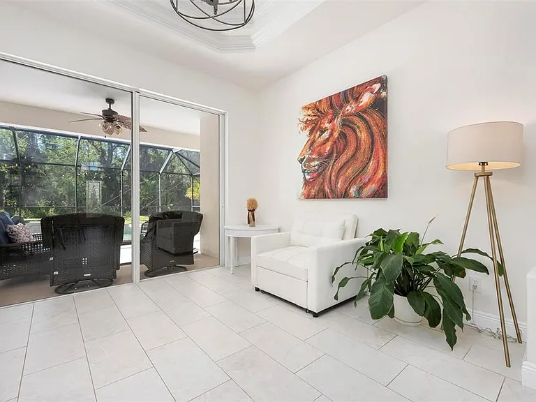 404 Golden Harbour Trl — Photo 7