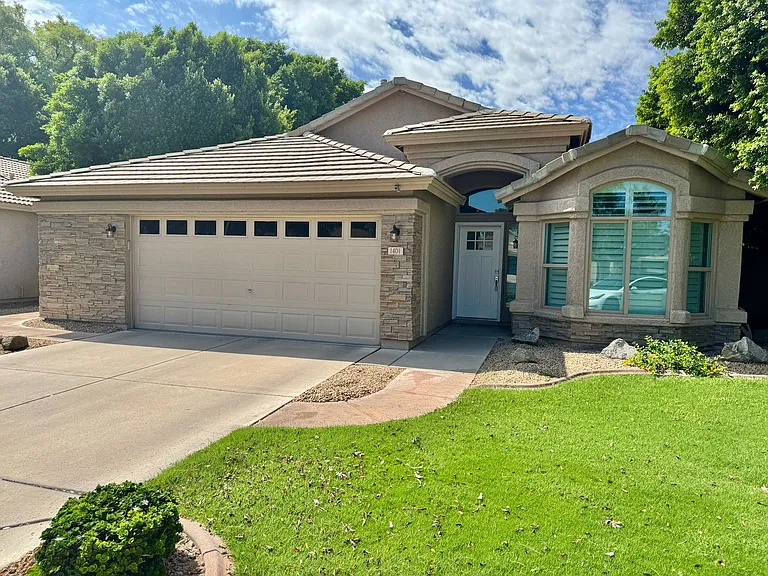 1401 W Blue Ridge Ct — Photo 2