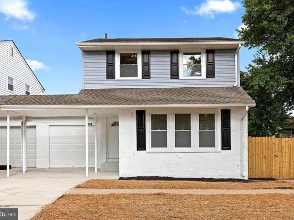 738 W Birchtree Ln, Claymont, DE 19703