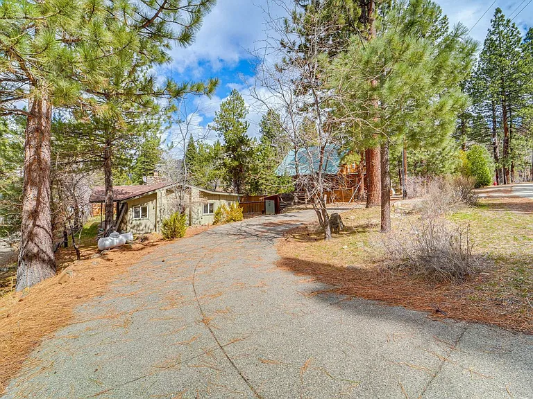 627 Bear Valley Rd #ID1546346P — Photo 21