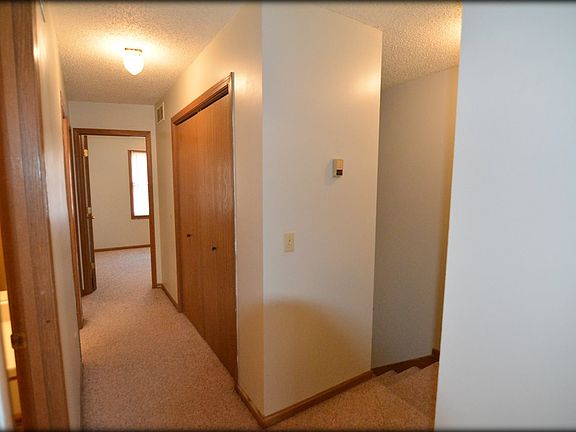 4th image of 2517 Candle Crest Cir
