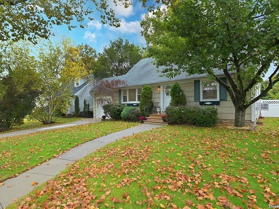 78 Garden Dr, Albertson, NY 11507 MLS 3436883 Zillow