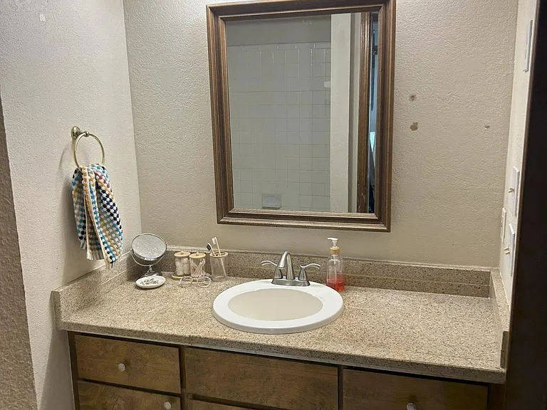 14008 Crossing Way E — Photo 8