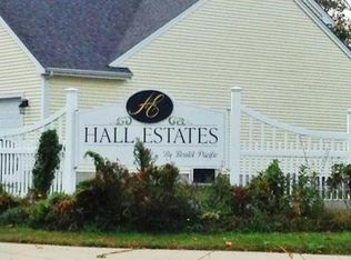 9 Apple Tree Ln, New Bedford, MA 02740