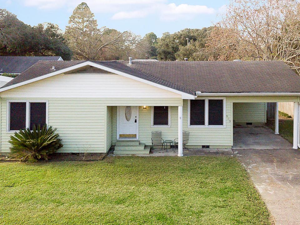 1st image of 803 Victory Dr