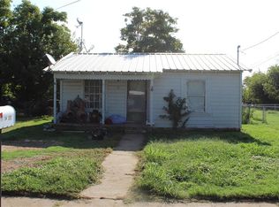 411 SW 3rd Ave, Mineral Wells, TX 76067