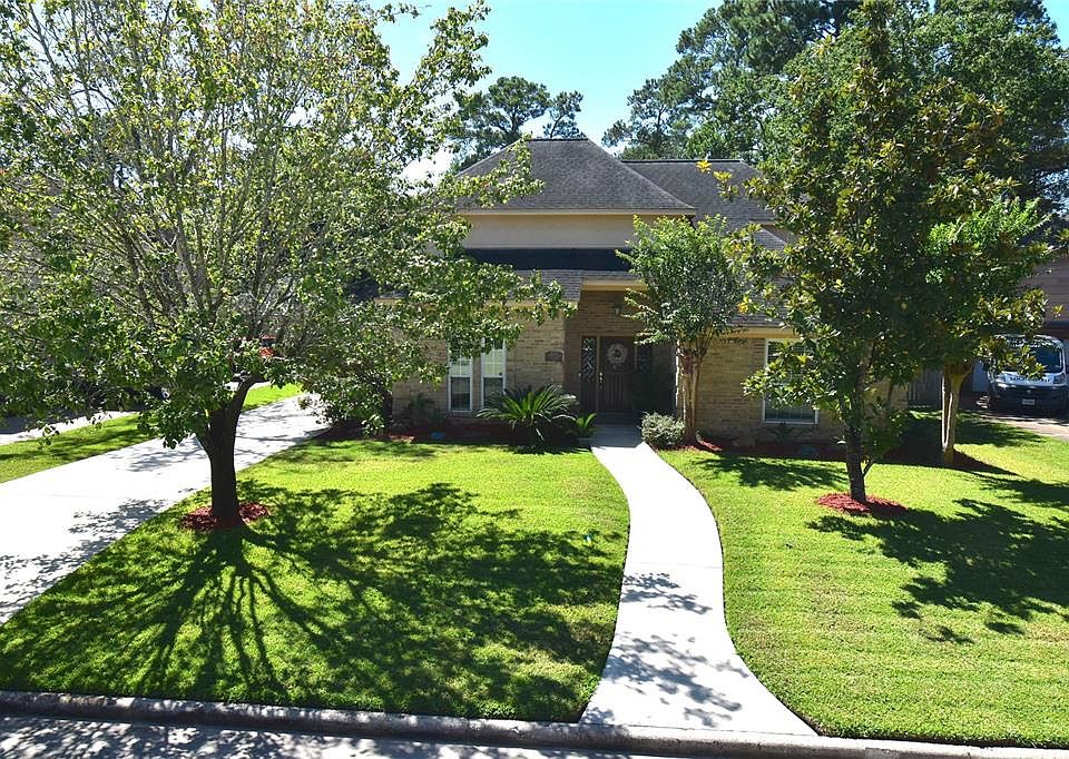 1st image of 19723 Oak Branch Ct