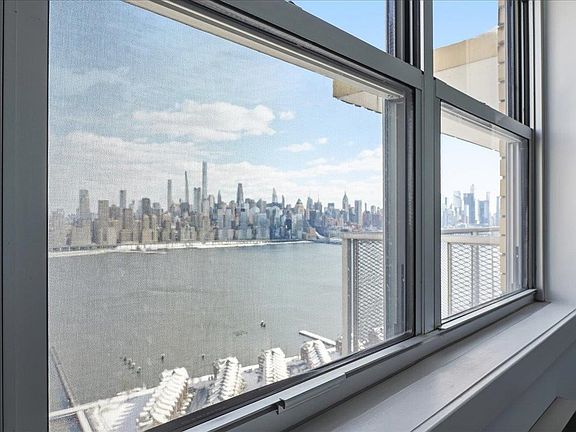 3rd image of 6600 Boulevard East #23C
