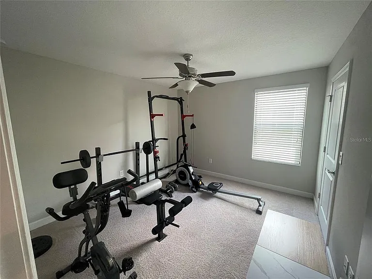1596 Ludington Ave — Photo 41