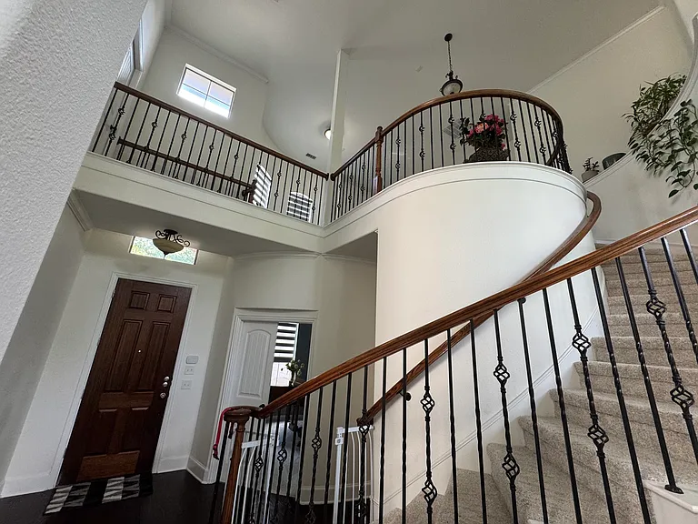 5216 Dunster Dr — Photo 4