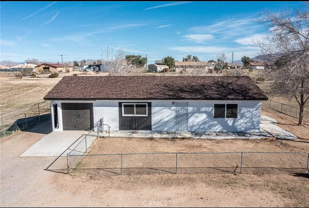 Building Photo - 11463 4th St