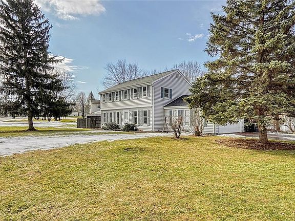 2nd image of 6163 Doe Haven Dr