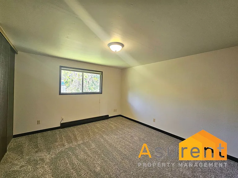 65 Woolen Way — Photo 21