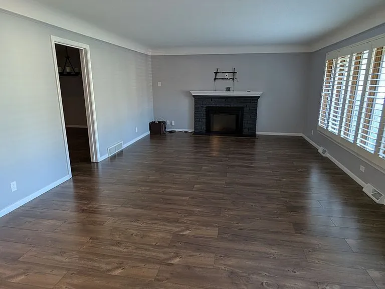6228 Newton Ave S — Photo 16