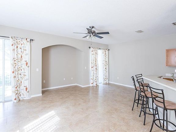 3rd image of 6727 Breezy Palm Dr