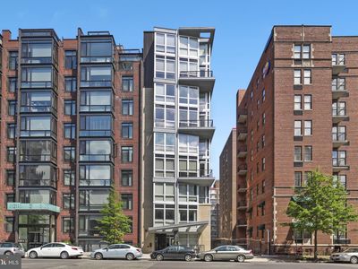 1209 13th St NW APT 205, Washington, DC, 20005