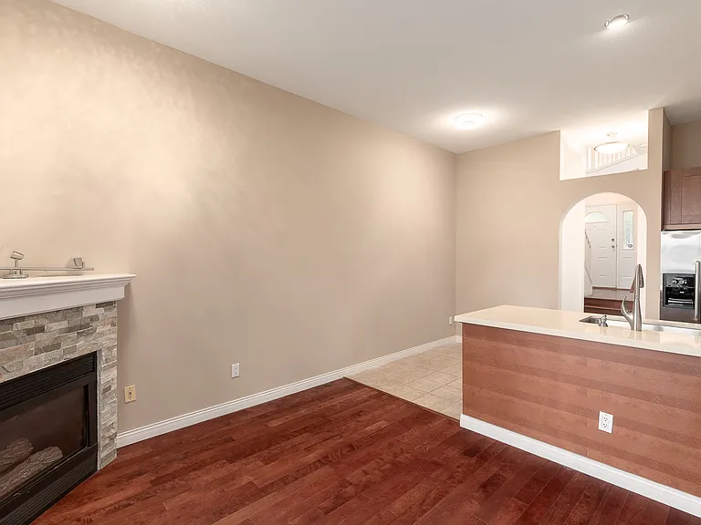 7465 Mulberry Pl #18 — Photo 3