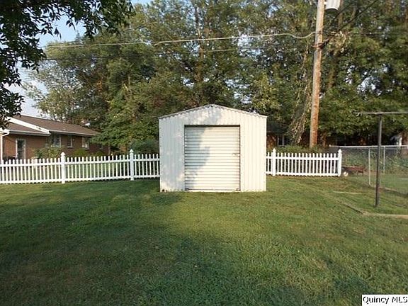 Home for Sale in Quincy, IL $114,900