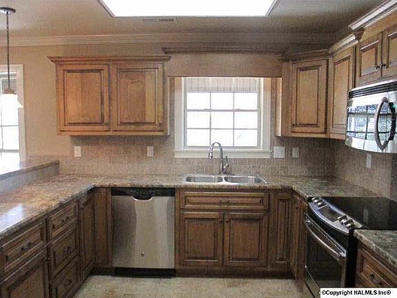 2nd image of 186 Hidden Creek Dr