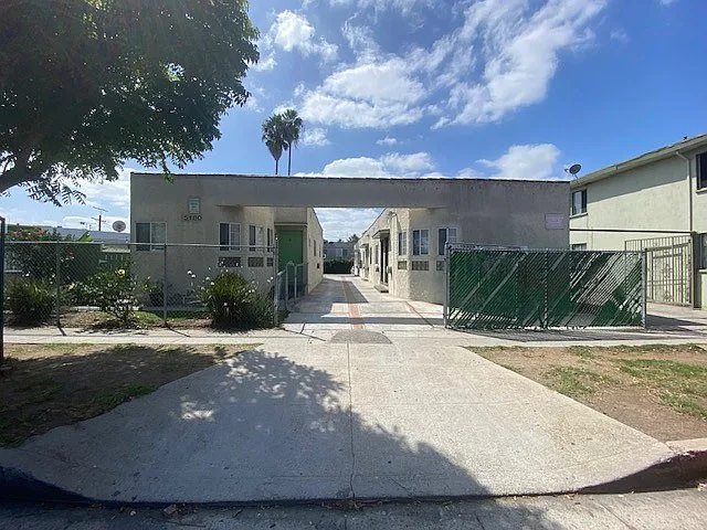 5180 Washington Blvd. — Photo 2