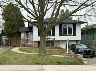 440 Queen Victoria Dr #2, Hamilton, ON