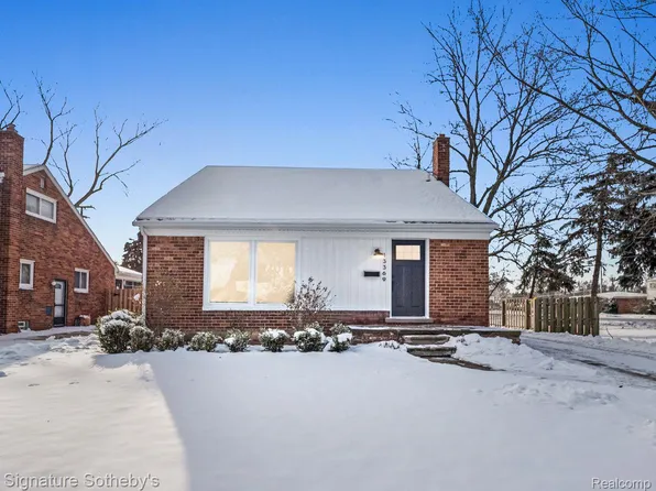 13369 Victoria Ave, Huntington Woods, MI 48070