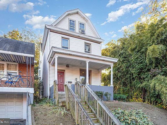 3rd image of 2027 Derry St