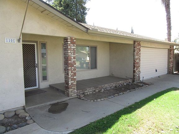 3rd image of 1101 E Feemster Ave