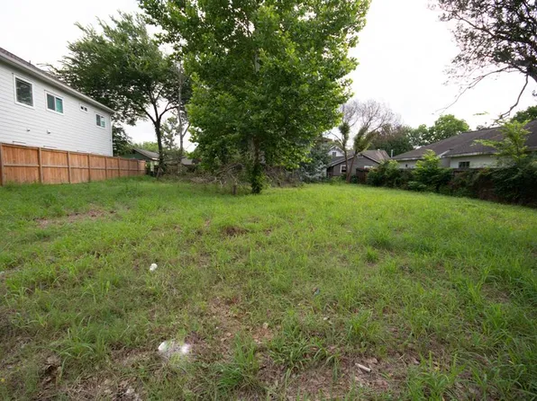 7331 Avenue J, Houston, TX 77011