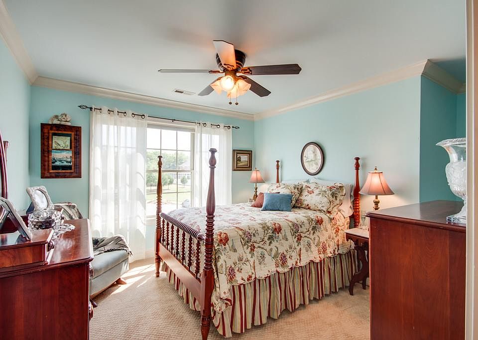 1st image of 2736 James Edmon Ct