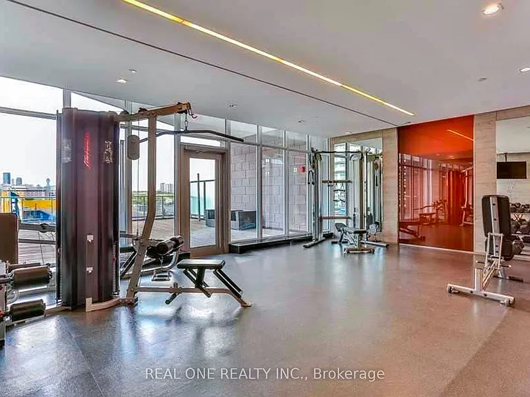 121 McMahon Dr #2802 — Photo 13