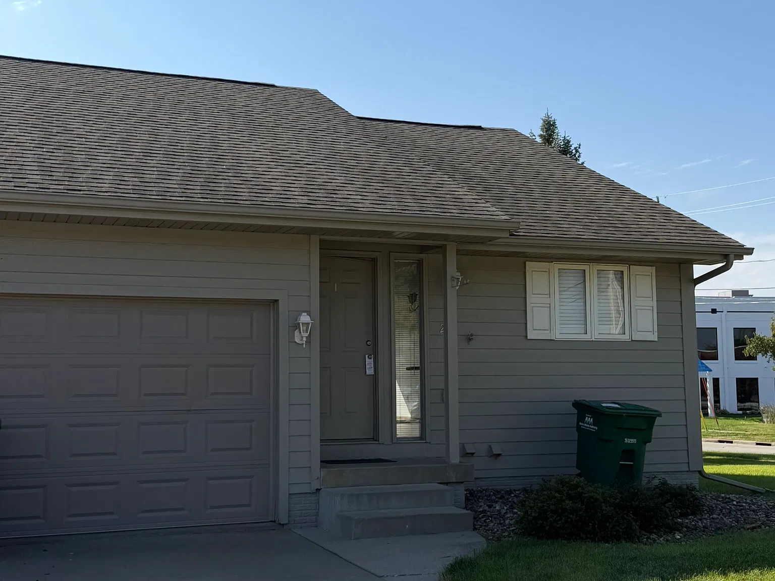 3 bed, 1458 sqft, $1,600 — Photo 2